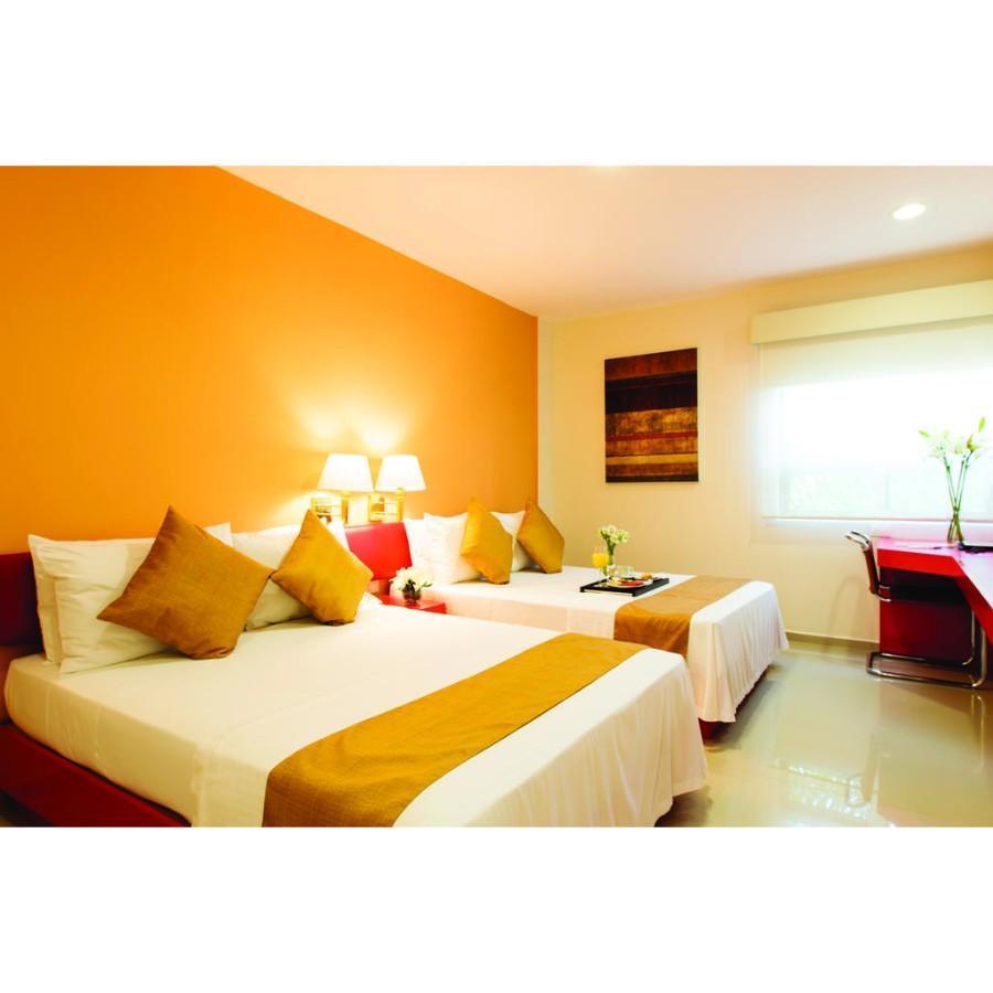 Mision Express Merida Altabrisa Luaran gambar